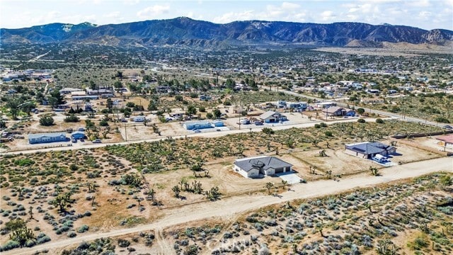 Building Photo - 993 Rancho Rd