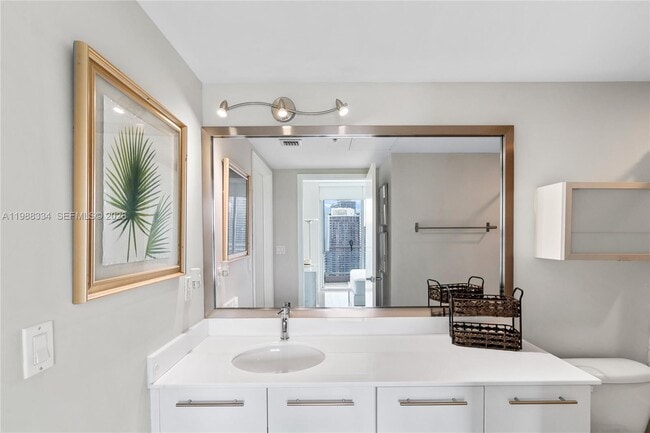 Building Photo - 92 SW 3rd St