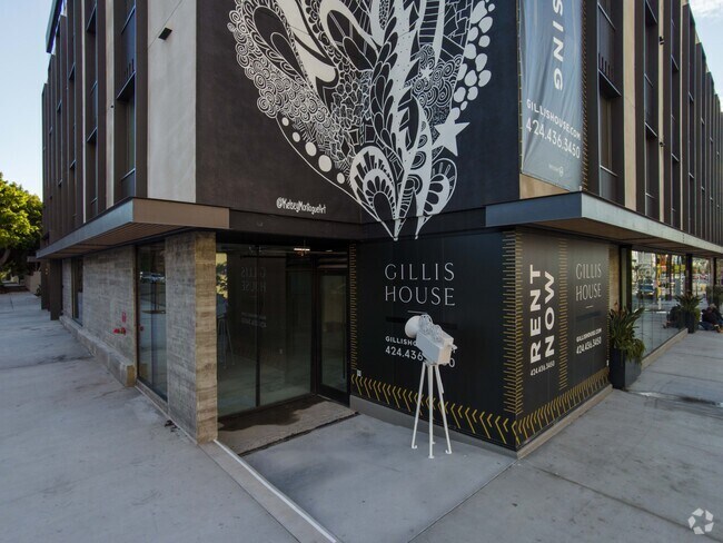 Main entrance - TALA Residences at Gillis House