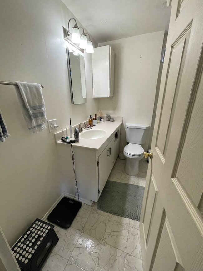 Building Photo - Jabbok LLC