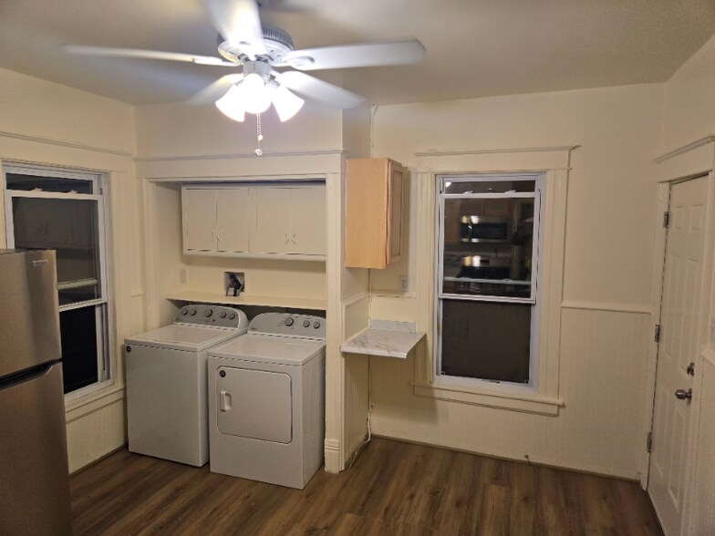 Building Photo - 20 Innis Ave