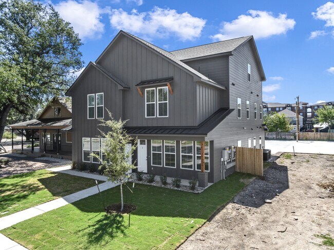 Building Photo - 1416 Speight Ave