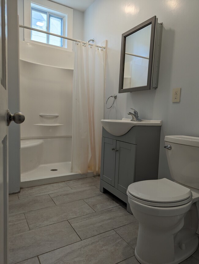 Building Photo - 308 Belgrade Ave