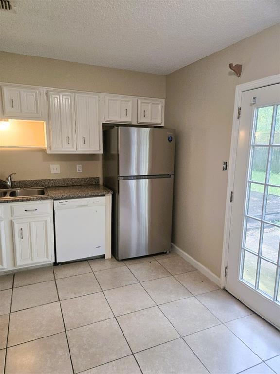 Building Photo - 3207 Glade Springs Dr