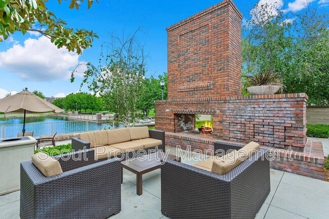 Building Photo - 27427 Lock Haven Ct