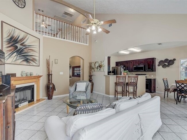Building Photo - 8422 Tavenor Ln