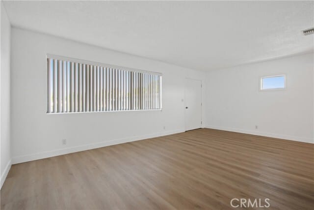 Building Photo - 2212 S Isabella Ave