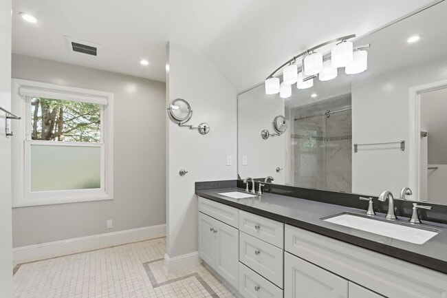 Building Photo - Gorgeous Large Lot 4-Bedroom Saratoga Home