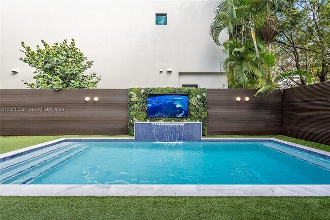 Building Photo - 10540 NW 67th Terrace