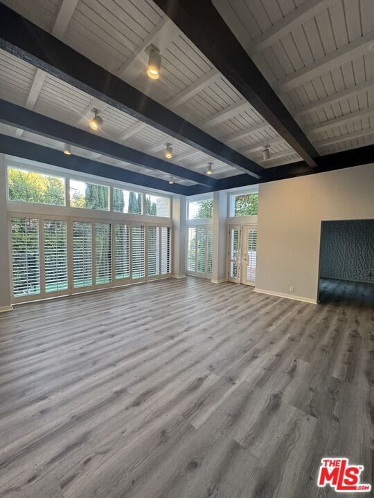 Building Photo - 1713 Queens Ct