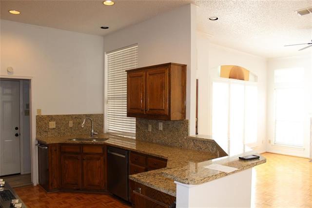 Building Photo - 3120 Silver Springs Ln