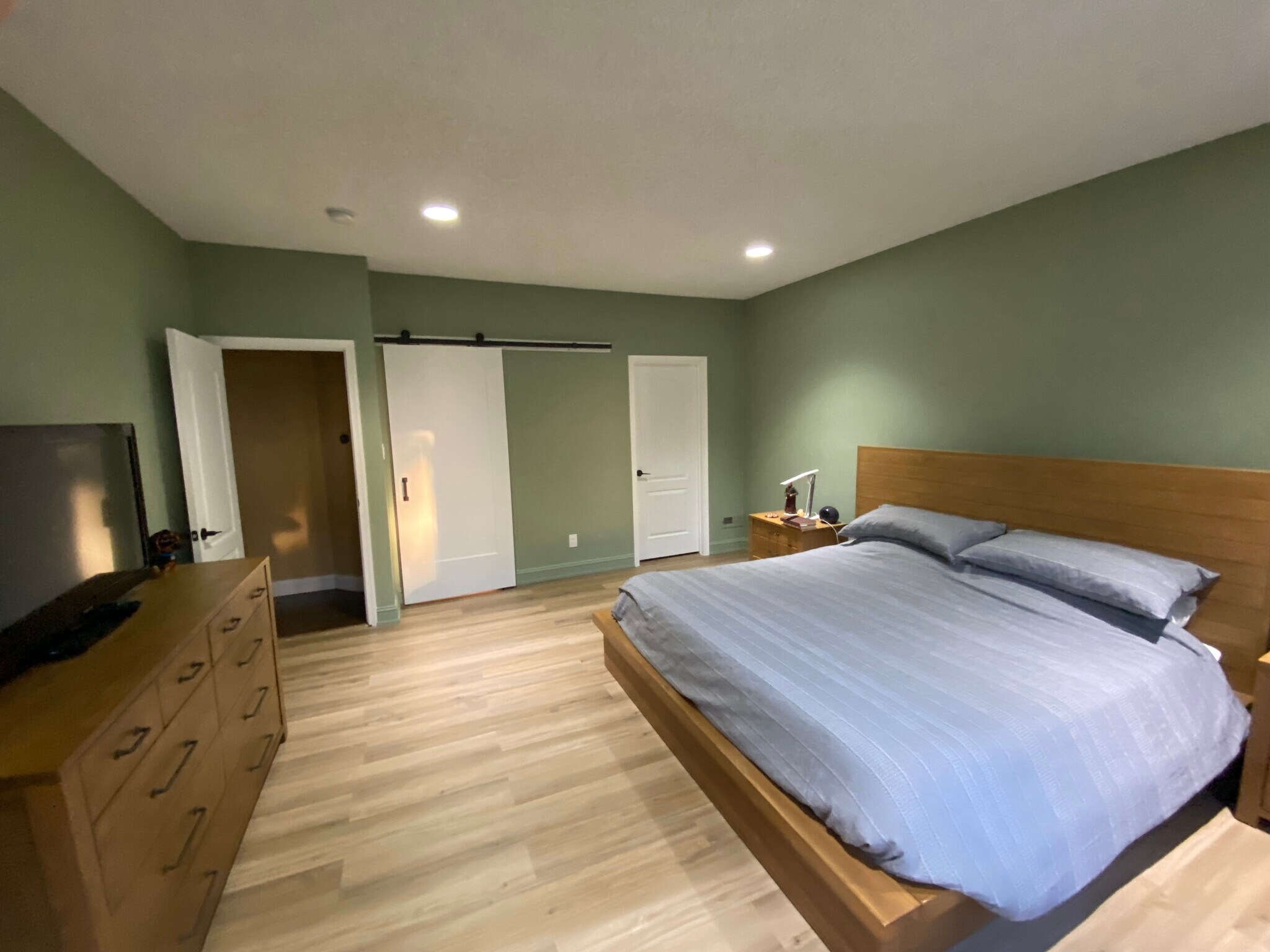 Building Photo - 425 Chanticleer