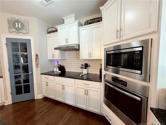 Building Photo - 97 Marchmont Pl