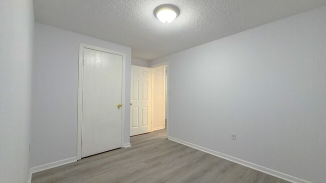 Building Photo - 1680 Center Groton Rd