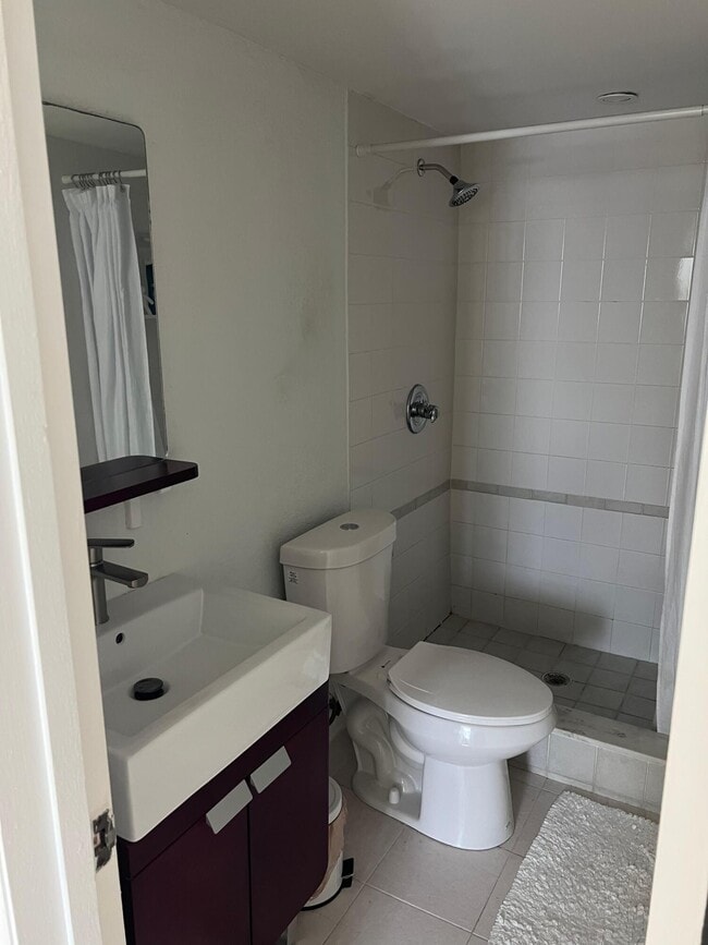 Building Photo - 3522 NE 171 St