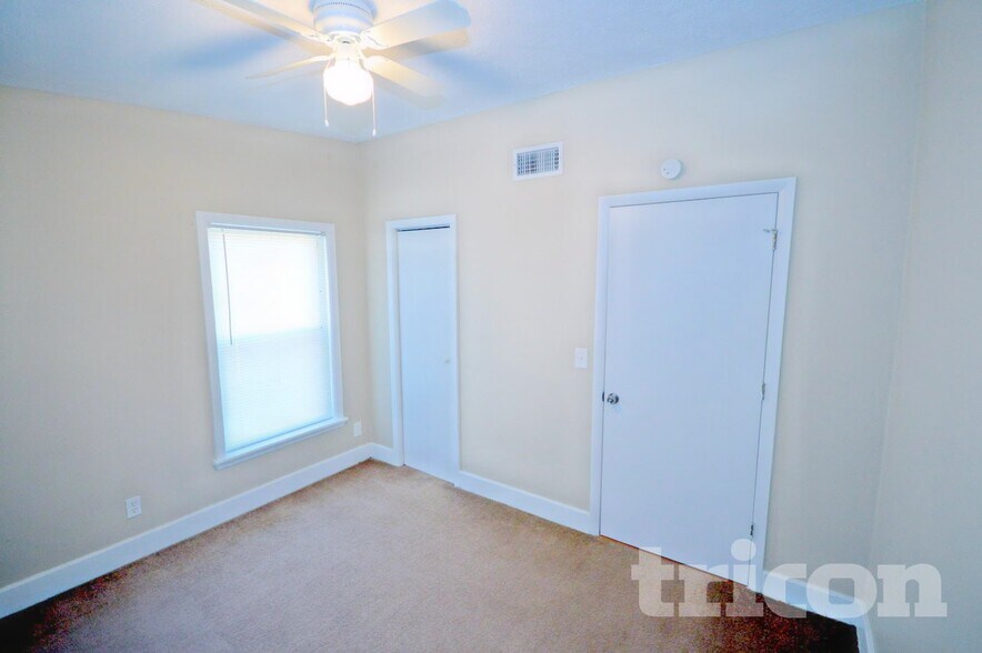 Building Photo - 7707 Silver Oak Ln