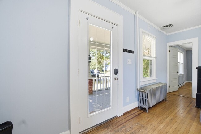 Building Photo - 4BR / 2BA House Near ODU