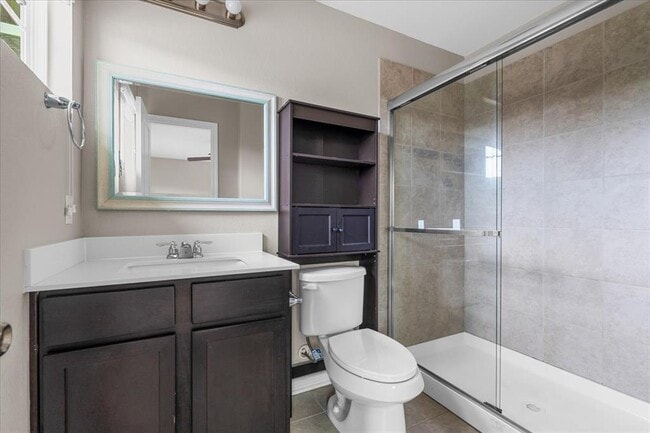 Building Photo - 163 Wainscot Oak Wy