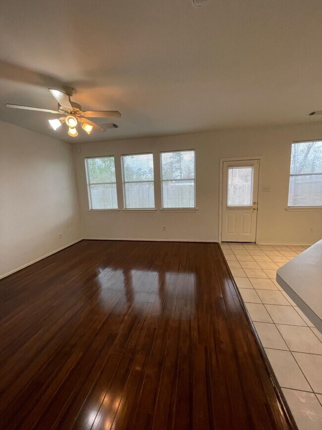 Building Photo - 2926 Loganberry Park Ln