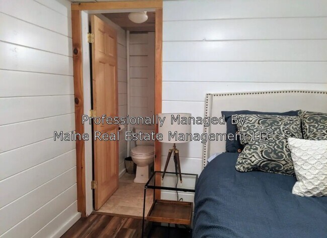 Building Photo - 107 Pine Trail