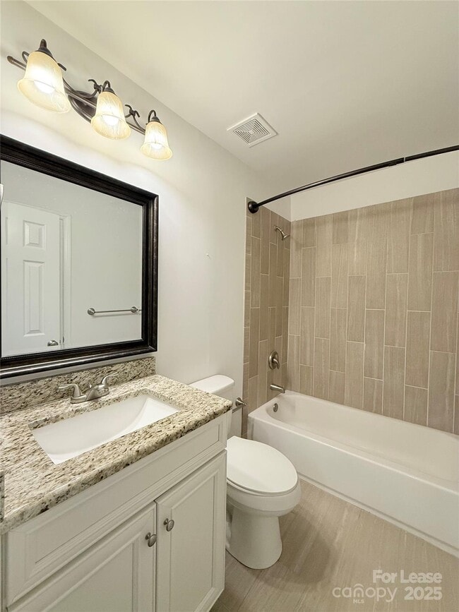 Building Photo - 120 Rustic Way Ln