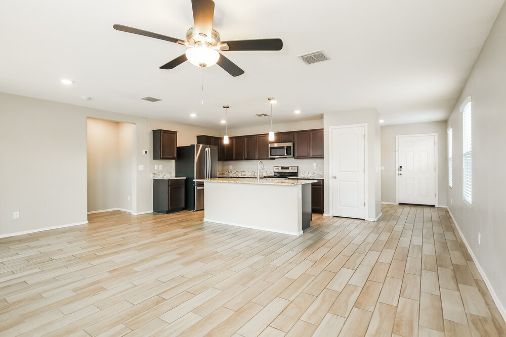 Building Photo - 25773 W Euclid Ave