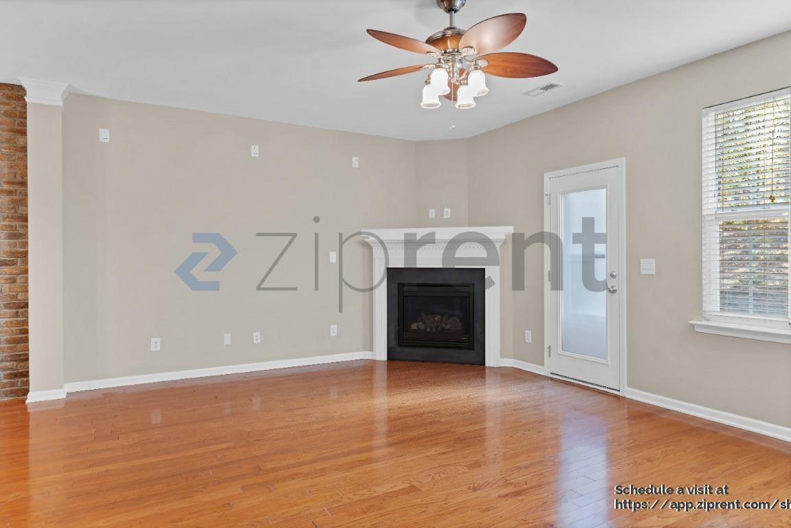 Building Photo - 237 Murray Glen Dr