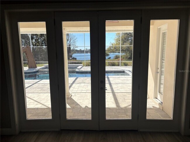 Building Photo - 3265 Hidden Lake Dr