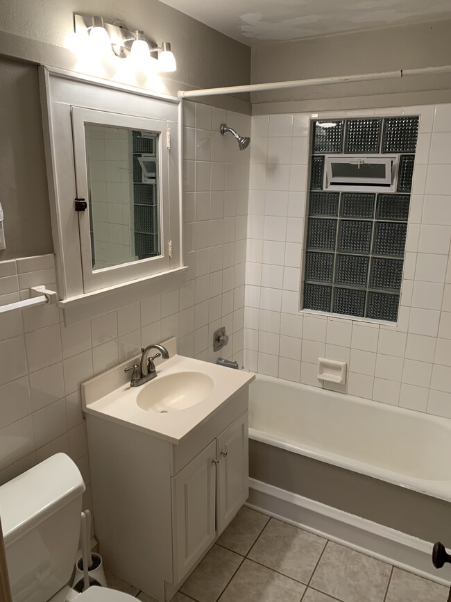 Looking into bathroom (7.5'x5') - 2130 N 62nd St