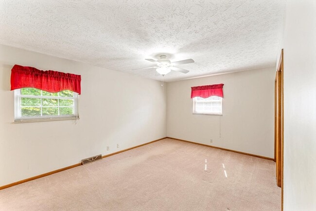 Building Photo - 9528 Gulf Park Dr