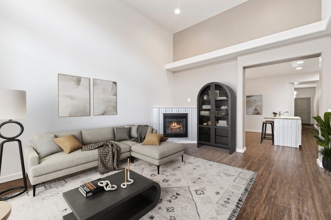 Building Photo - Verraso Village Townhomes