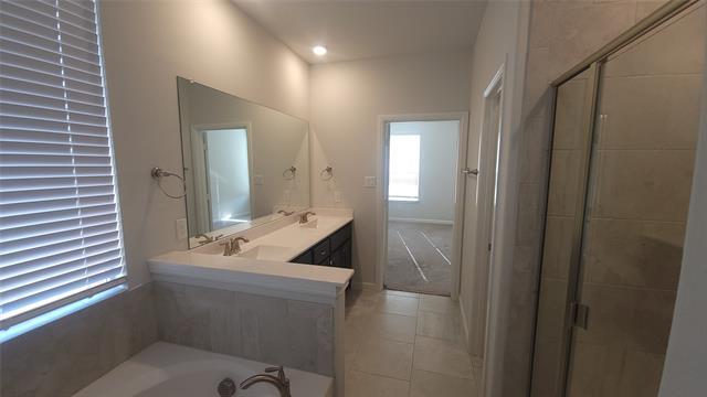 Building Photo - 1112 Larkspur Ln