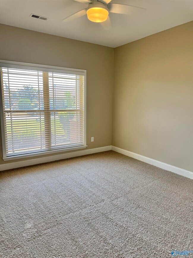 Building Photo - 104 Brighton Park Way