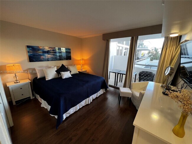 Building Photo - 19707 Turnberry Way