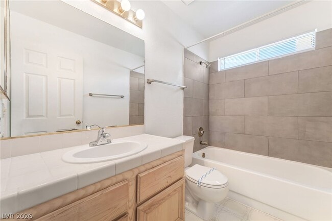 Building Photo - 9725 Horizon Hills Dr