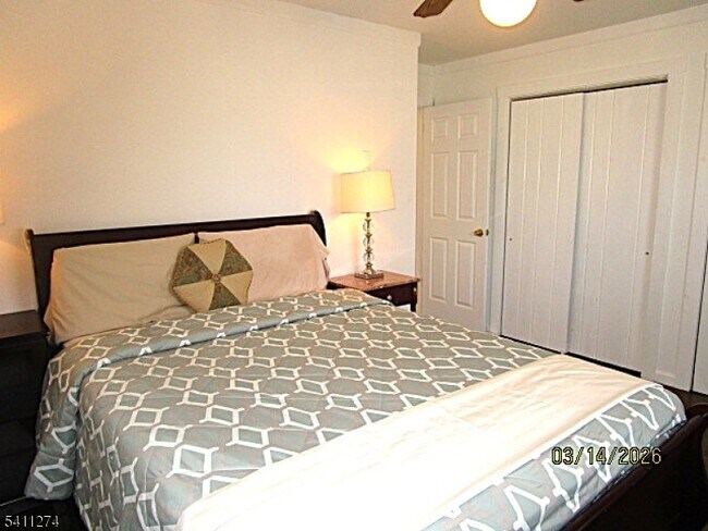 Building Photo - 306 Wagon Wheel Rd