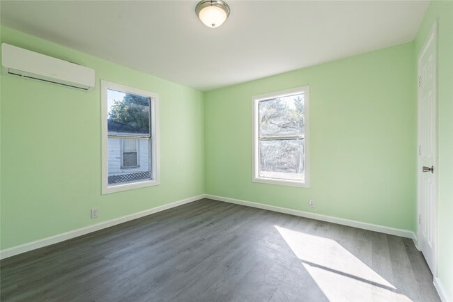 Building Photo - 6309 Anderson St