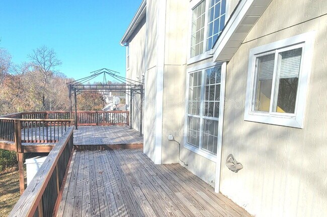 Building Photo - 2910 Championship Blvd