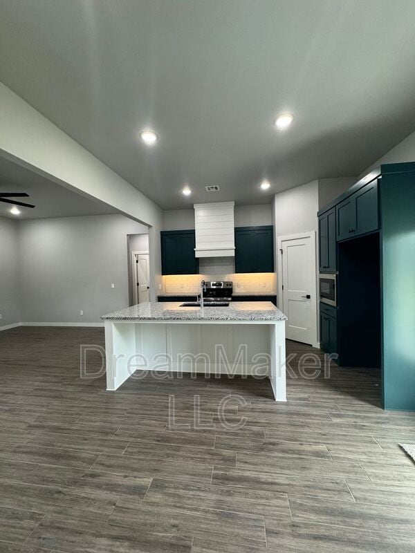 Building Photo - 828 Apple Blossom Wy