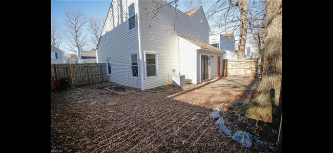 Building Photo - 178 Gate House Rd
