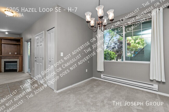 Building Photo - 6205 Hazel Loop SE