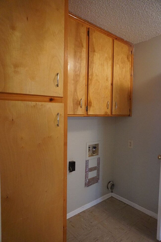 Building Photo - 3019 46th- Central Lubbock