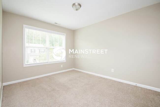 Building Photo - 3 Bedroom Pet-Friendly Home in Durham, NC with Main Street Renewal