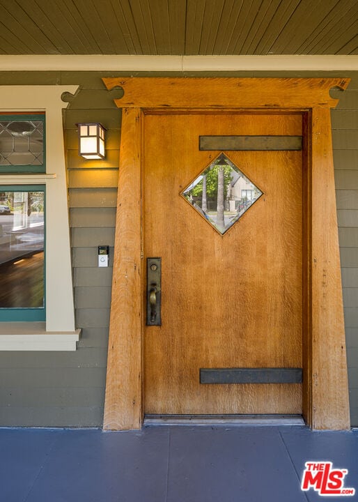 Building Photo - 2332 W 31st St