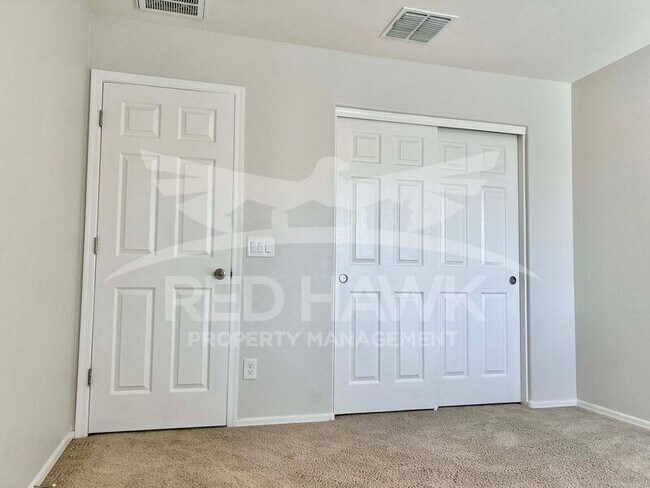 Building Photo - 4064 W Coles Rd