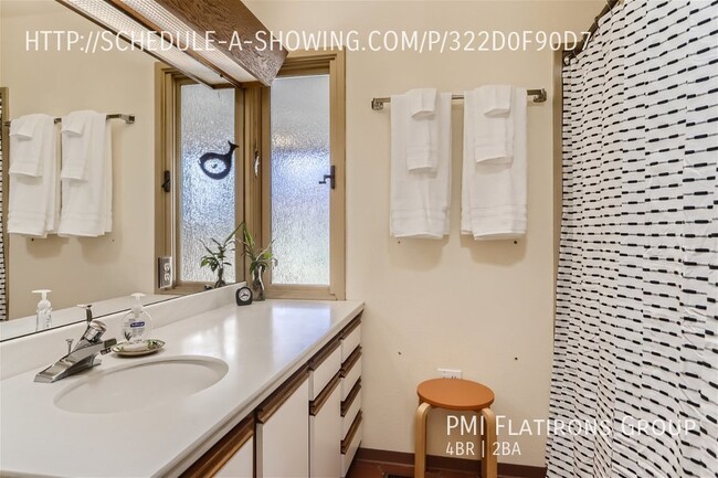 Building Photo - 2440 Kohler Dr