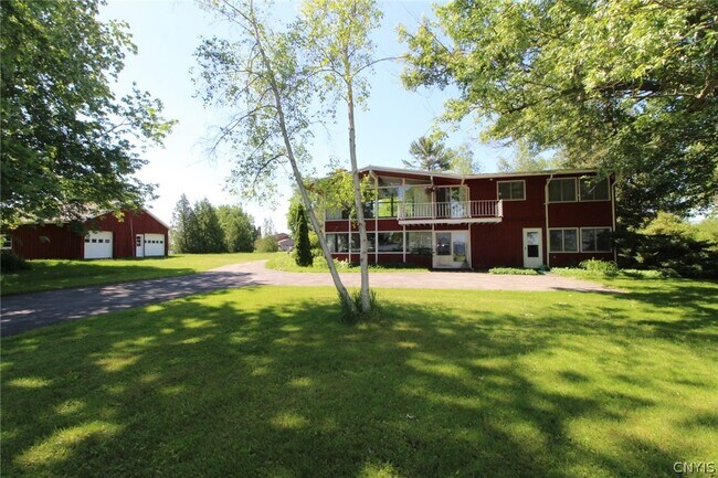 Building Photo - 6363 Muskrat Bay Rd