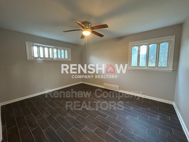 Building Photo - 3015 Laurencekirk Rd