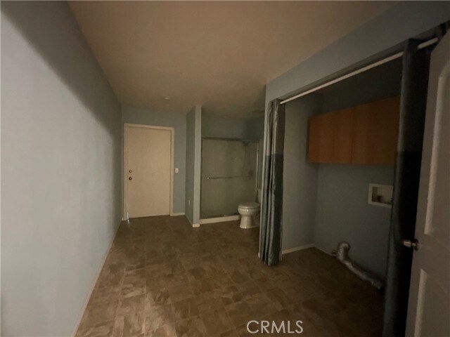 Building Photo - 2029 Las Palomas Dr