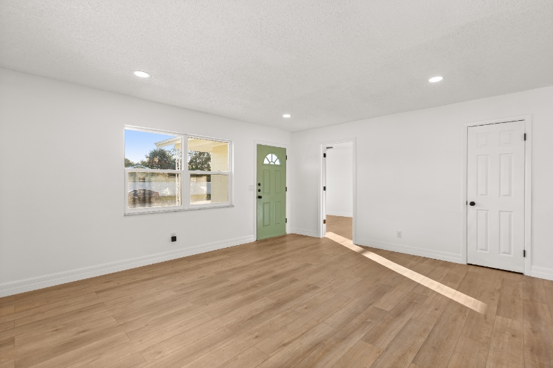 Building Photo - 5688 Cardinal Guard Ave